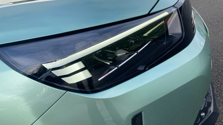 Vauxhall Corsa 100kW Yes 50kWh 5dr Auto Electric Hatchback